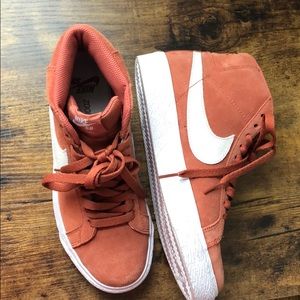 Nike SB Blazer mid